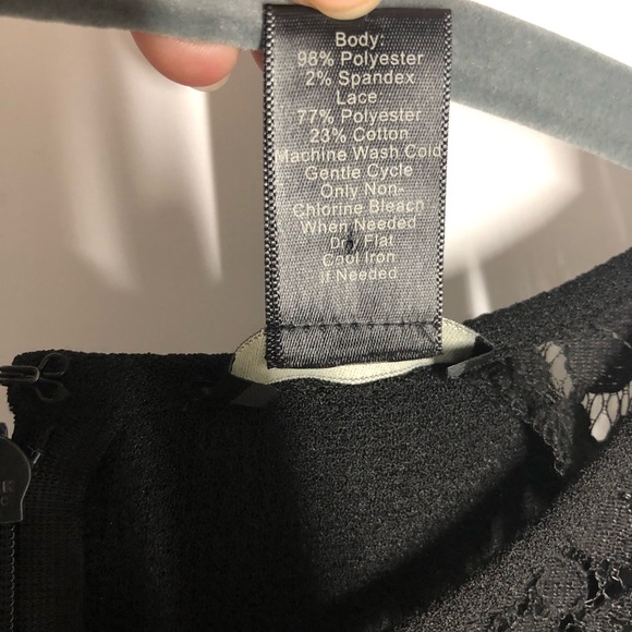 Ann Taylor black lace peplum blouse. Size 6 - Picture 3 of 3